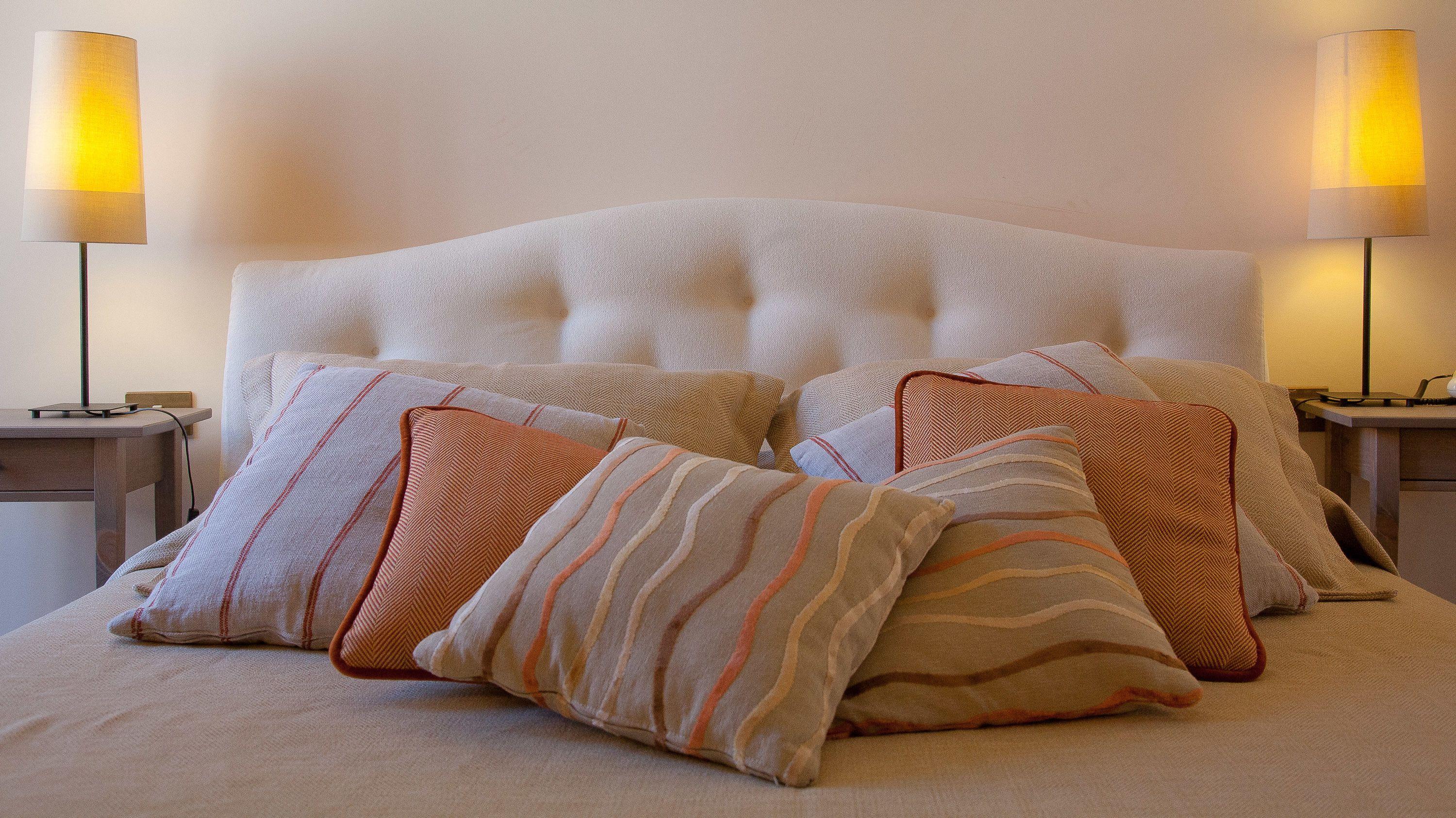 Rental In Rome Trevi Fouintain View Apartment — Photos 3